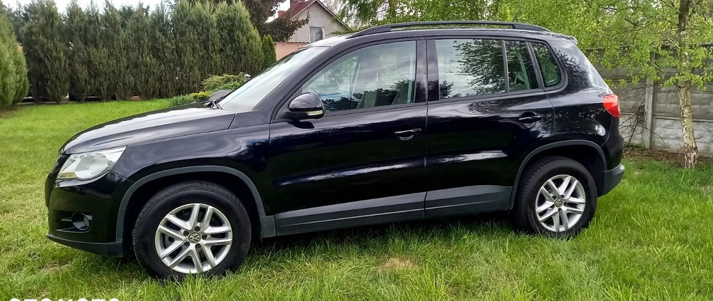 Volkswagen Tiguan cena 29900 przebieg: 194000, rok produkcji 2008 z Uniejów małe 497